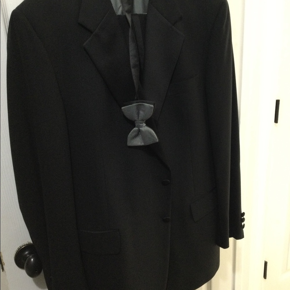 Black Tuxedo by Monsieur Givenchy size 41R